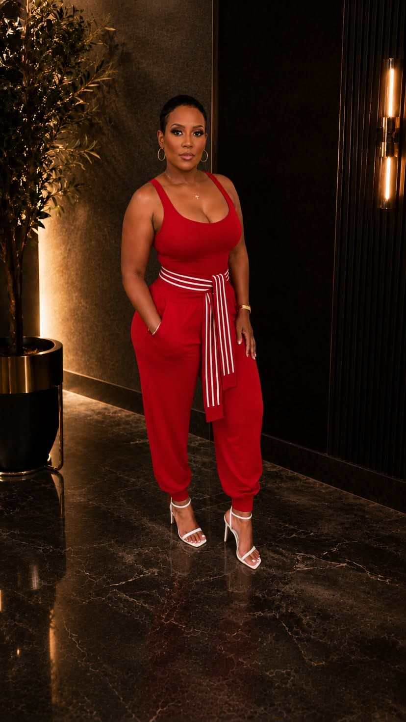 SLEEVELESS CONTRAST STRIPED TIE-UP BARREL JUMPSUIT